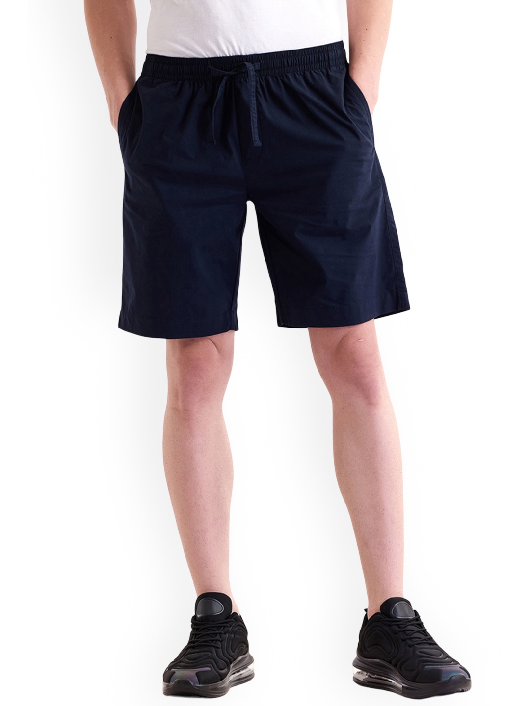 

Red Flame Men Mid-Rise Casual Stretchable Shorts, Navy blue