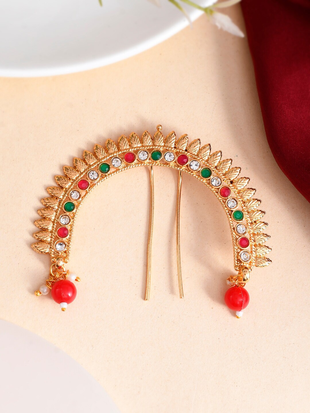 

Silvermerc Designs Gold-Plated Artificial Beads Studded Bun Pin