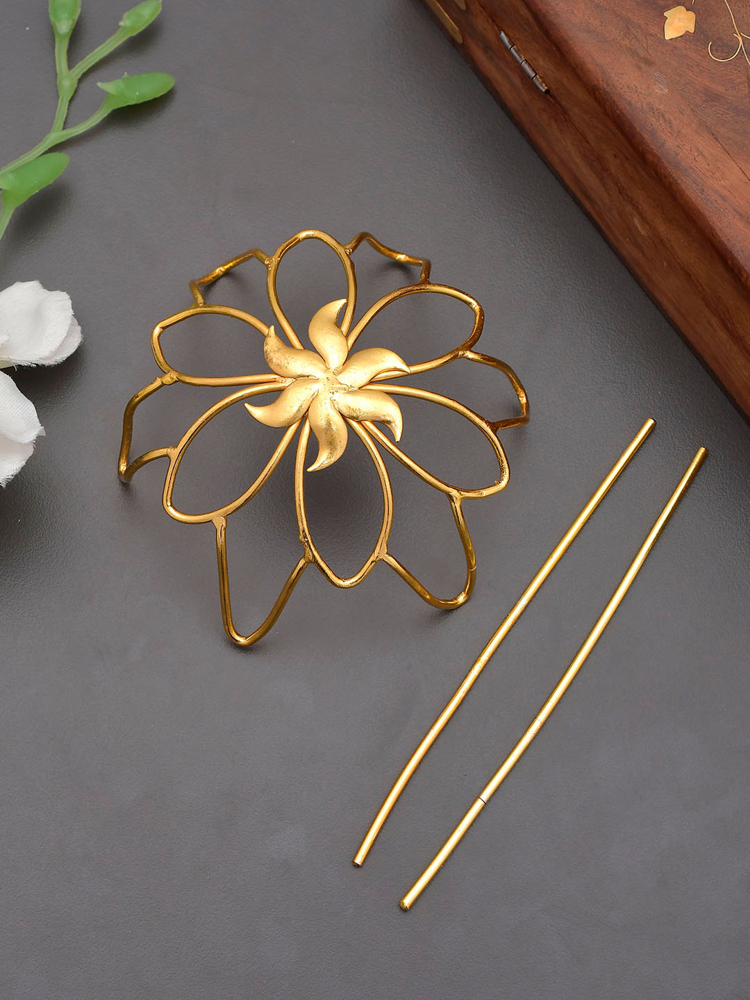 

Silvermerc Designs Gold-Plated Bun Pin Head Jewellery