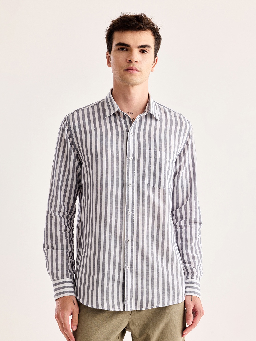 

Red Flame Vertical Striped Cotton Linen Casual Shirt, Grey