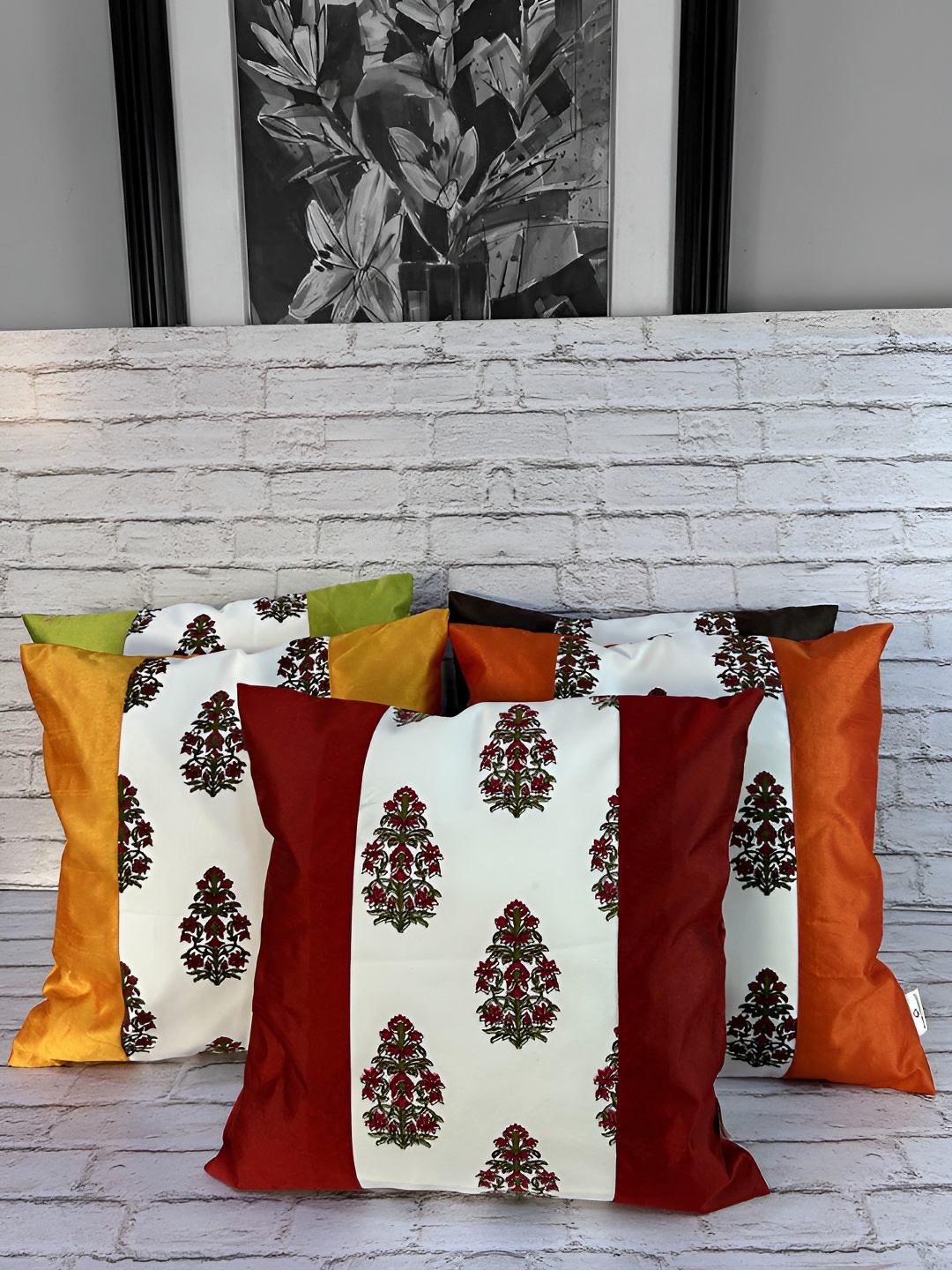 

Pink Parrot Red & White 5 Pieces Ethnic Motifs Square Cushion Covers
