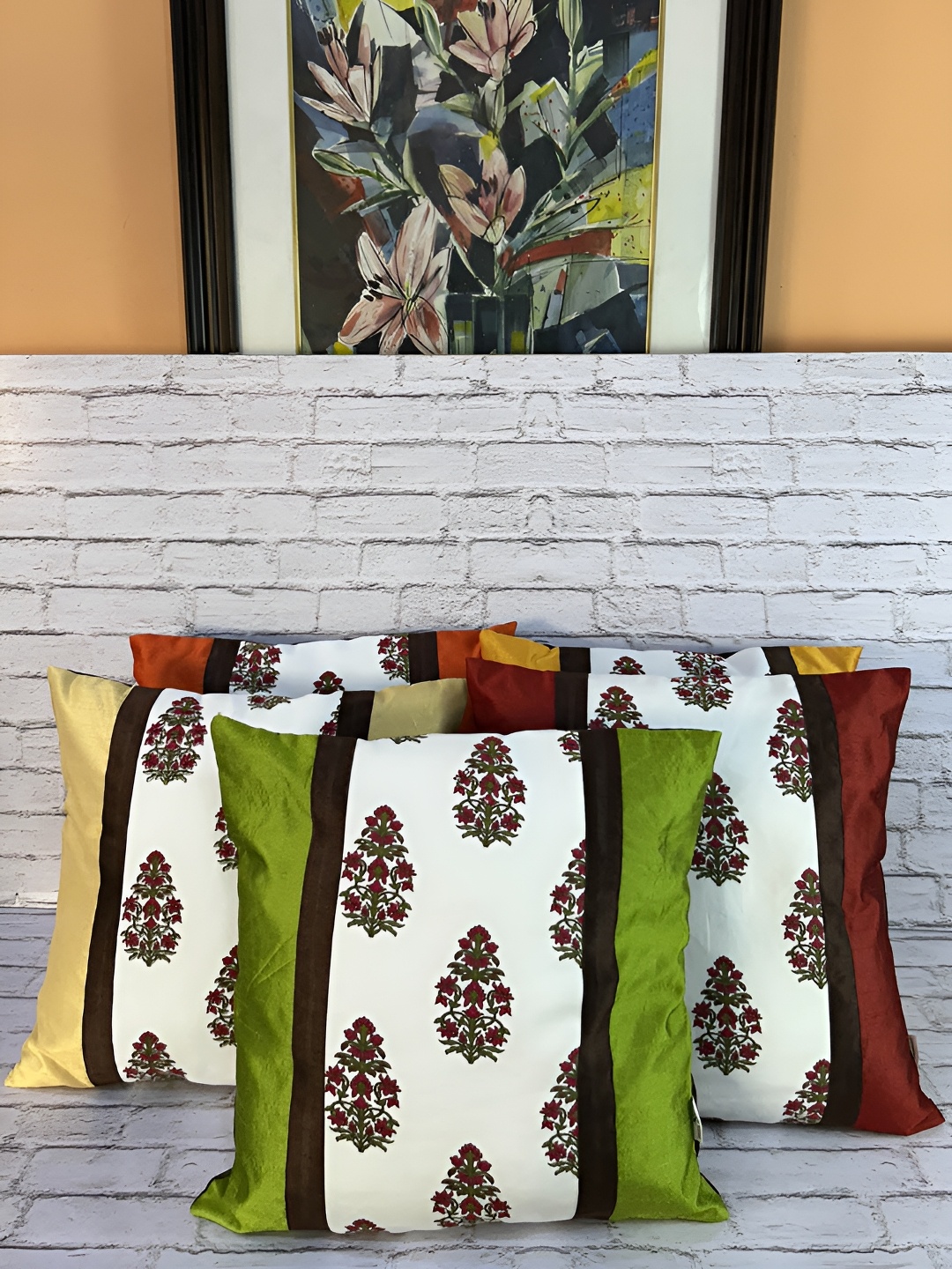 

Pink Parrot White & Yellow 5 Pieces Ethnic Motifs Square Cushion Covers