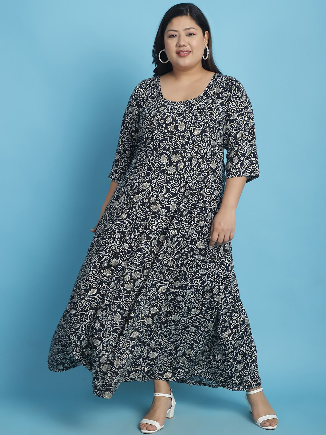 

theRebelinme Plus Size Floral Printed Maxi Dress, Black