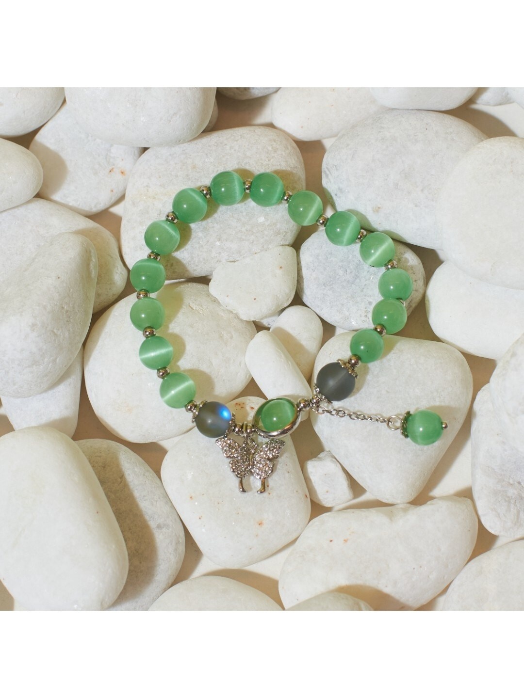 

DressBerry Green Beaded Elasticated Bracelet