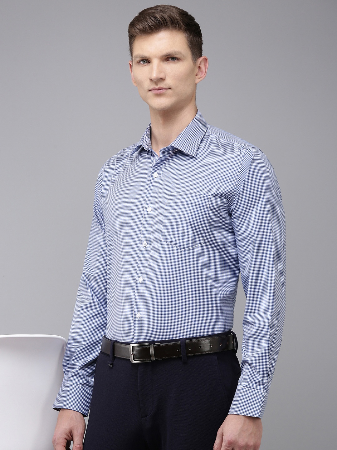 

Van Heusen Slim Fit Micro Checked Formal Shirt, Navy blue