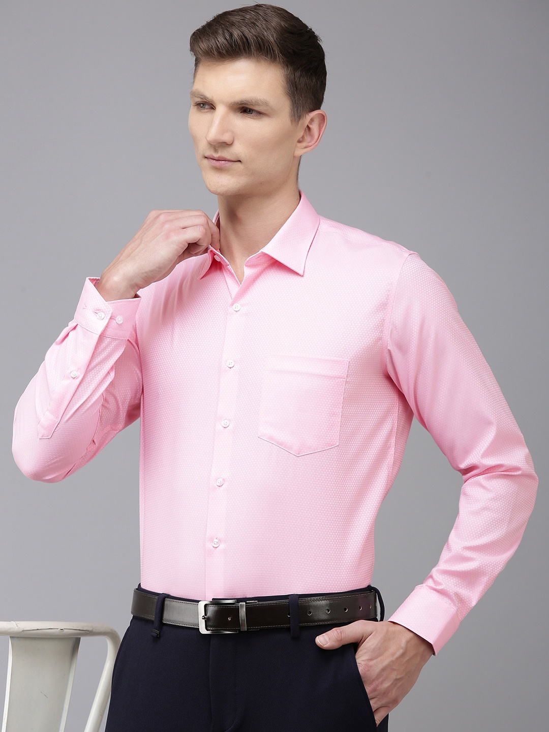 

Van Heusen Pure Cotton Self Design Slim Fit Textured Formal Shirt, Pink