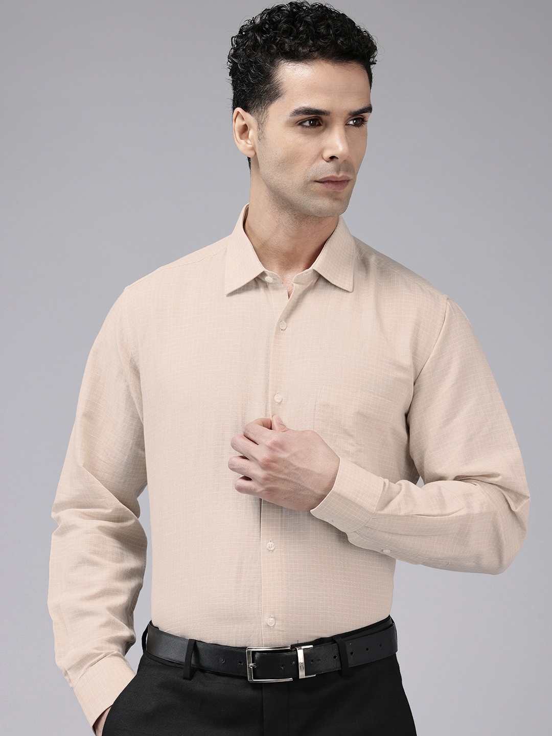 

Van Heusen Custom Fit Micro Opaque Checks Formal Shirt, Beige