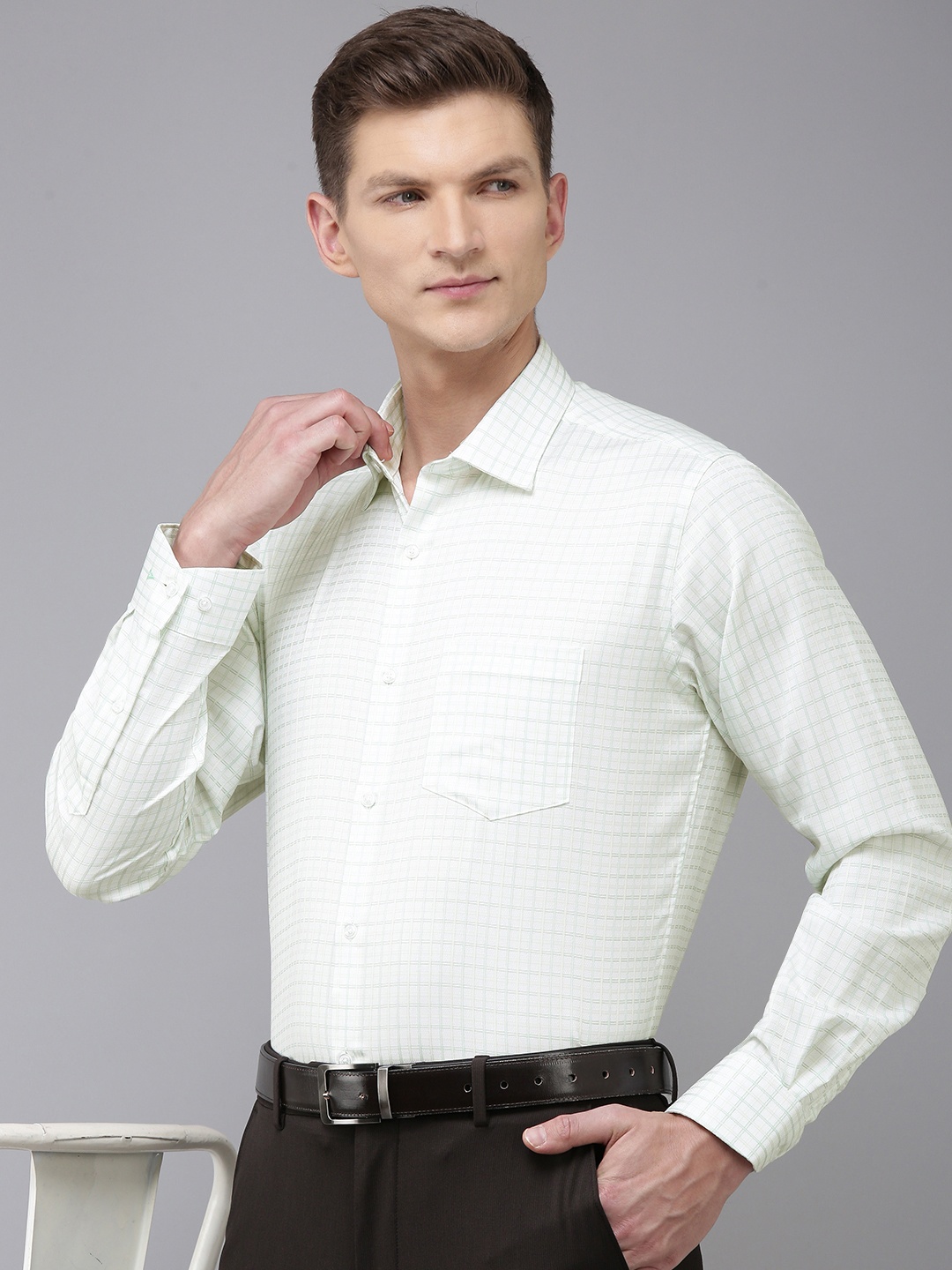 

Van Heusen Custom Fit Checked Pure Cotton Formal Shirt, Green
