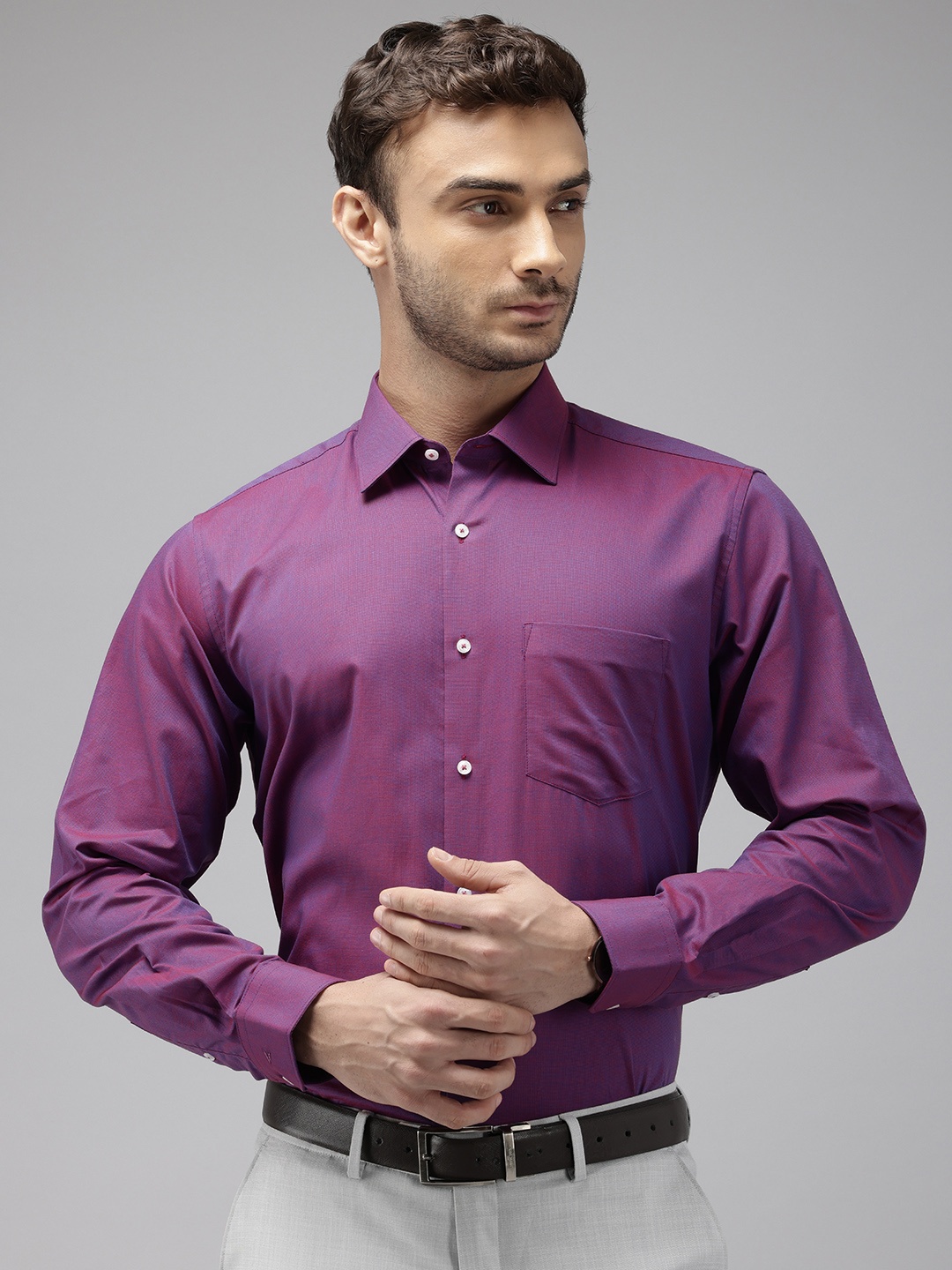 

Van Heusen Pure Cotton Custom Fit Formal Shirt, Magenta