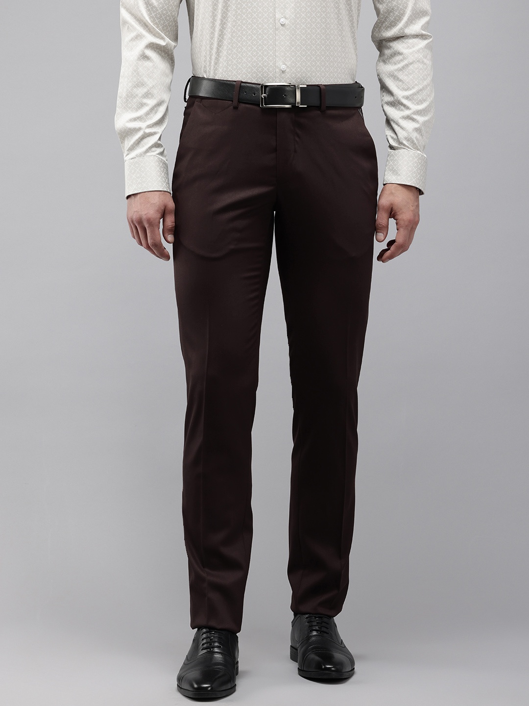 

Van Heusen Men Ultra Slim Fit Formal Trousers, Burgundy