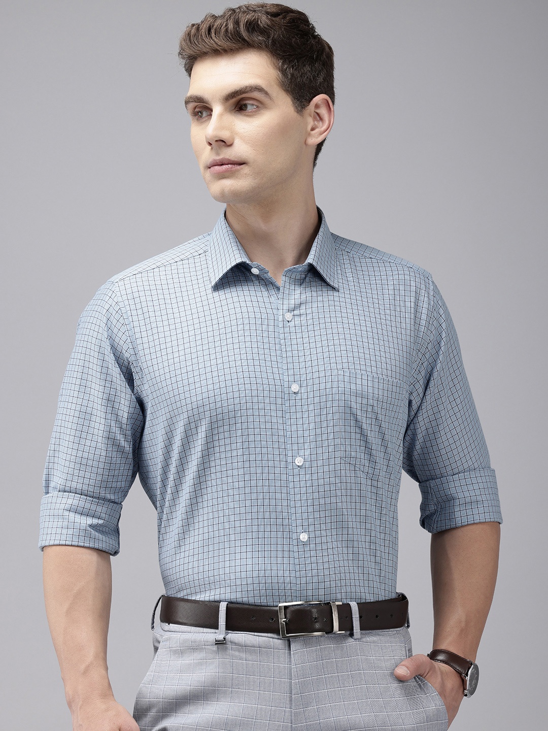 

Van Heusen Custom Fit Checked Pure Cotton Formal Shirt, Blue