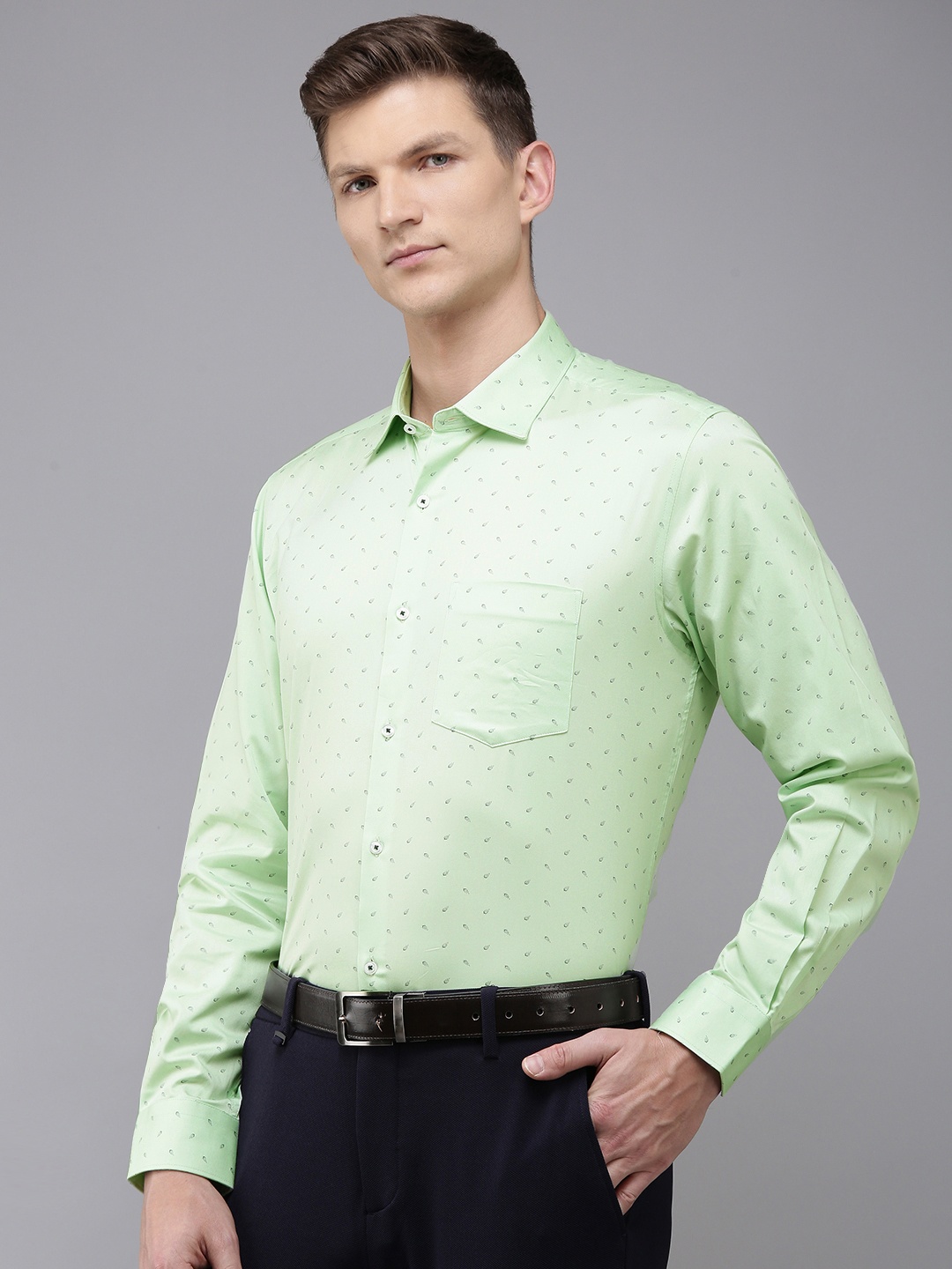 

Van Heusen Pure Cotton Custom Fit Tropical Printed Formal Shirt, Green