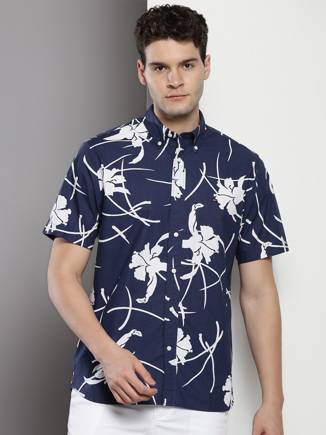 

Tommy Hilfiger Floral Printed Button Down Collar Casual Shirt, Navy blue