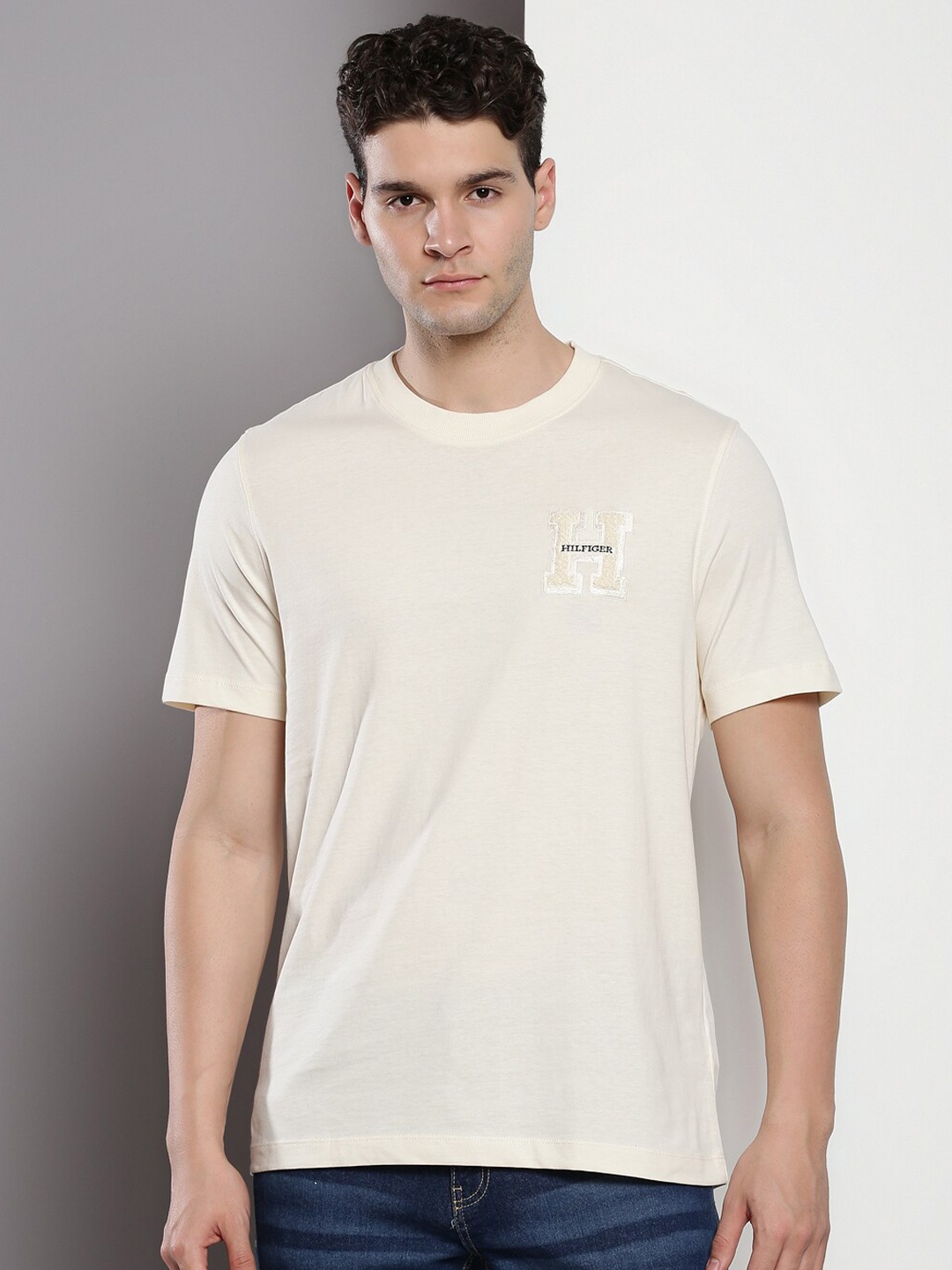 

Tommy Hilfiger Crew Neck Regular Fit T-shirt, Off white