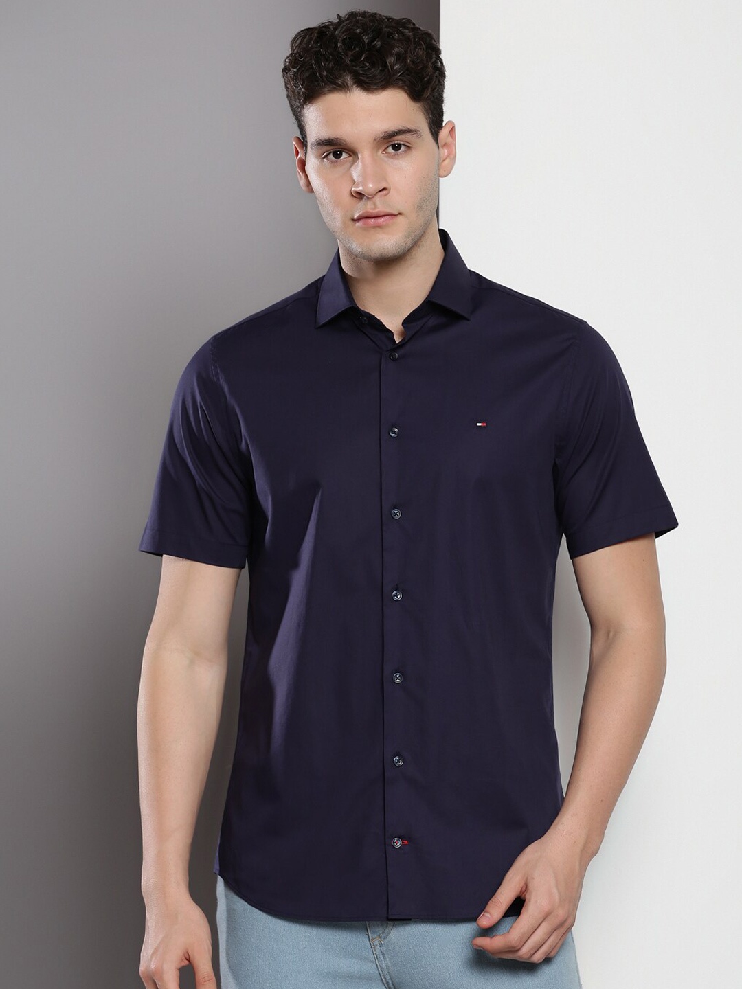 

Tommy Hilfiger Slim Fit Short Sleeves Casual Shirt, Navy blue