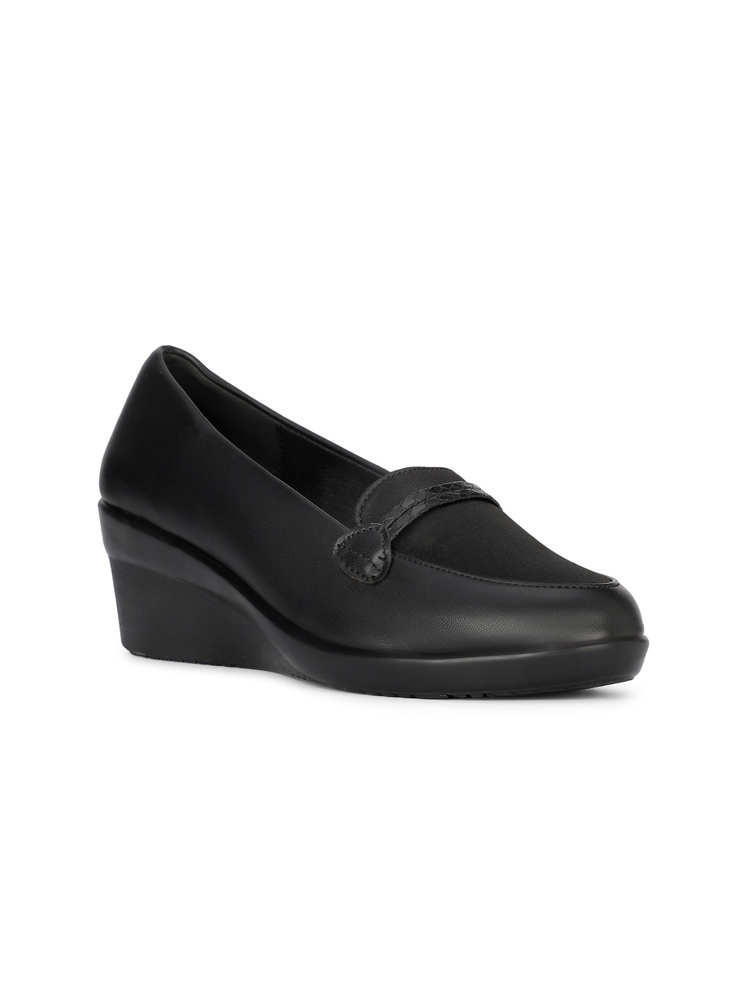 

Bata Women Round Toe Textile Loafers, Black
