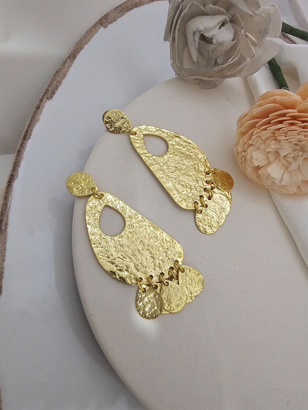 

Binnis Wardrobe Gold-Plated Contemporary Drop Earrings