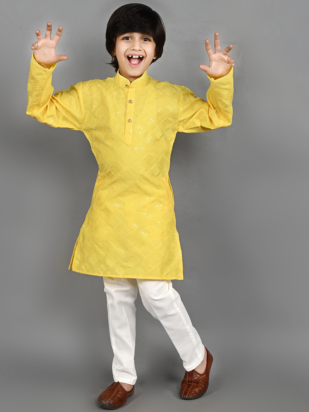 

BAESD Boys Embroidered Mandarin Collar Dupion Silk Sequinned Straight Kurta With Pyjama, Yellow