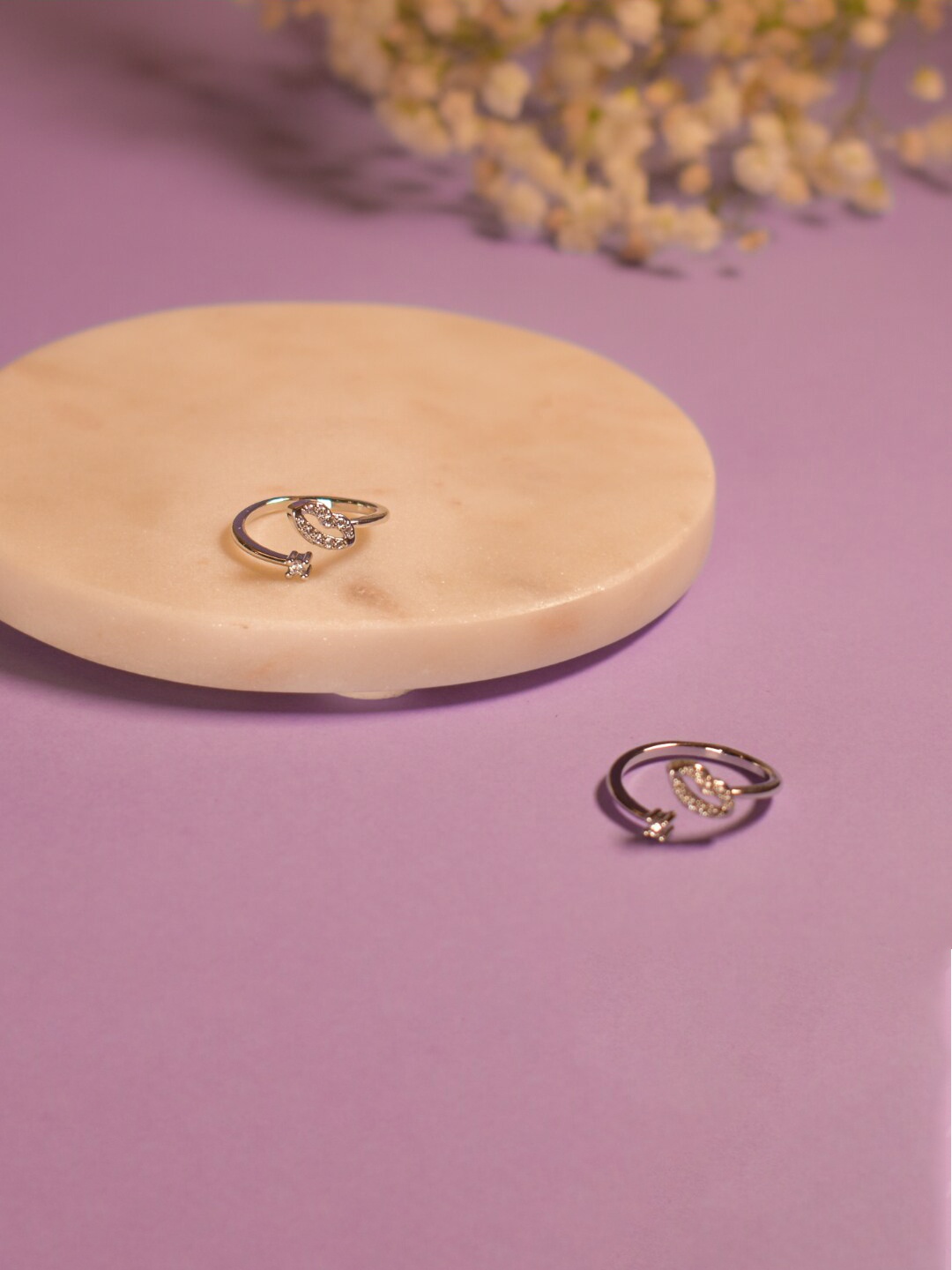 

DressBerry Silver Plated Stones Studded Finger Ring