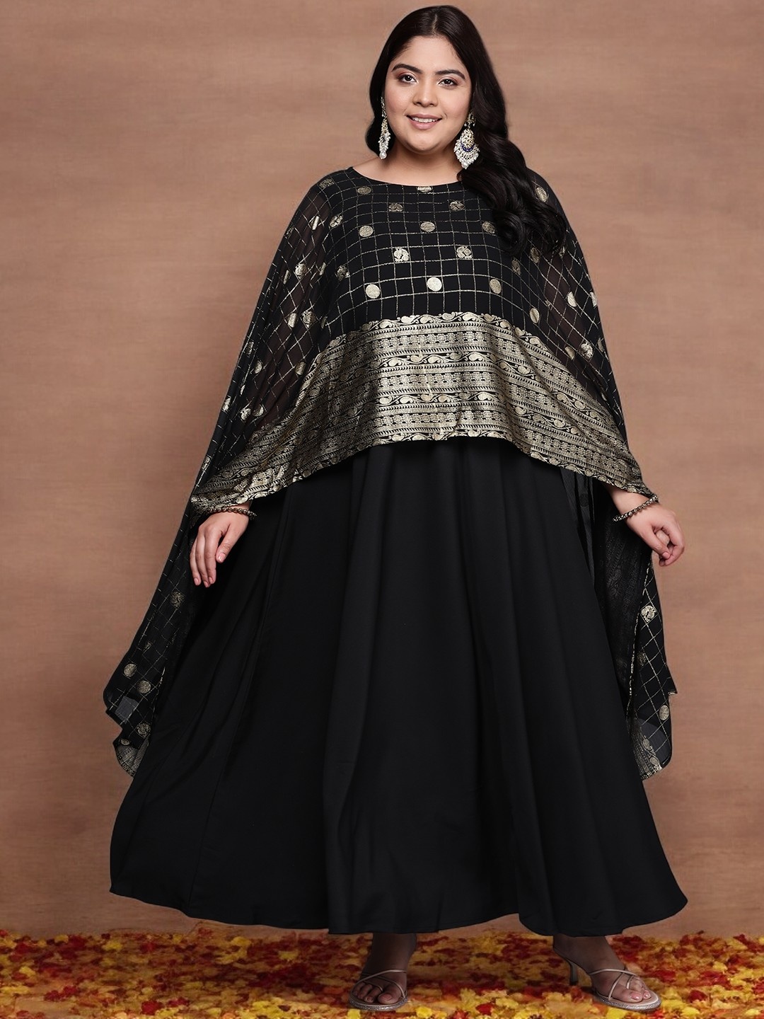 

A PLUS BY AHALYAA Plus Size Checked Cape Sleeves Layered Ethnic Gown, Black