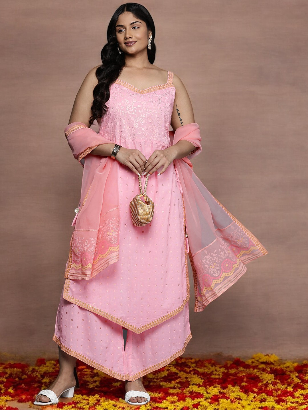 

A PLUS BY AHALYAA Plus Size Ethnic Motifs Printed Pure Cotton Kurta Set, Pink