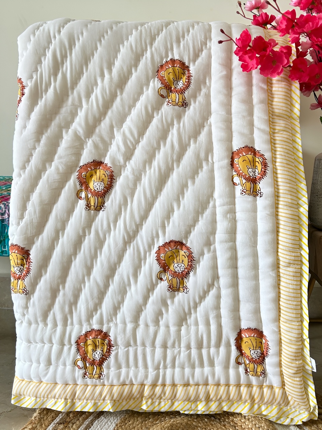 

PLAYFUL STITCHES Kids Blanket 210 Gms Non Toxic With Natural Dye - 40x60 Inches, White