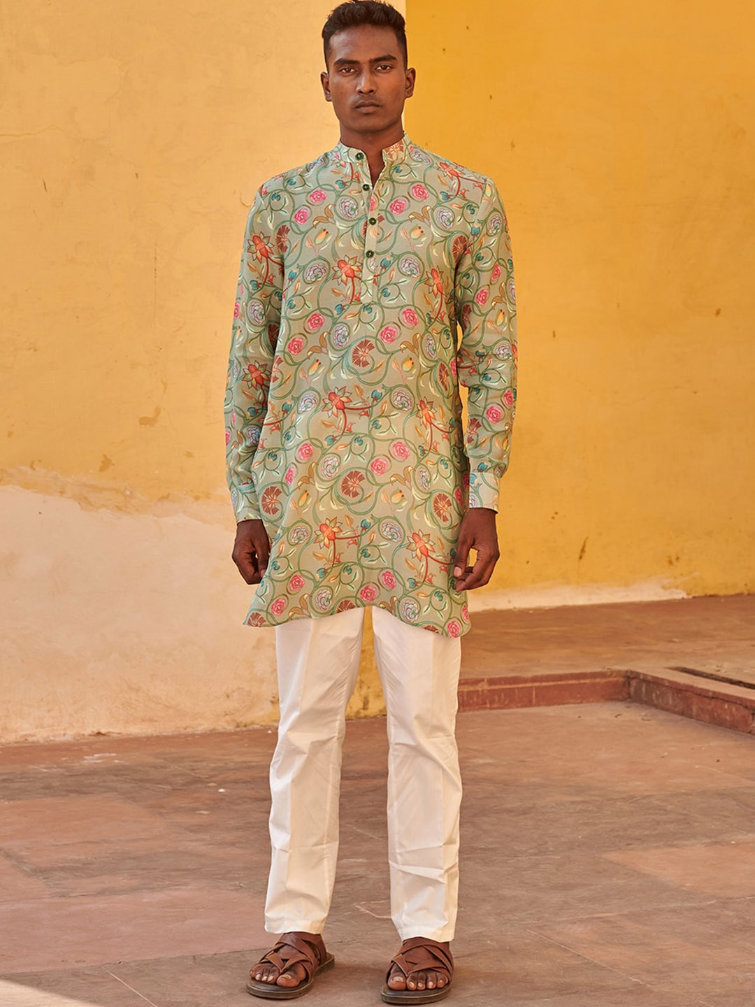 

QB MEN Floral Printed Band Collar Straight Kurta, Green