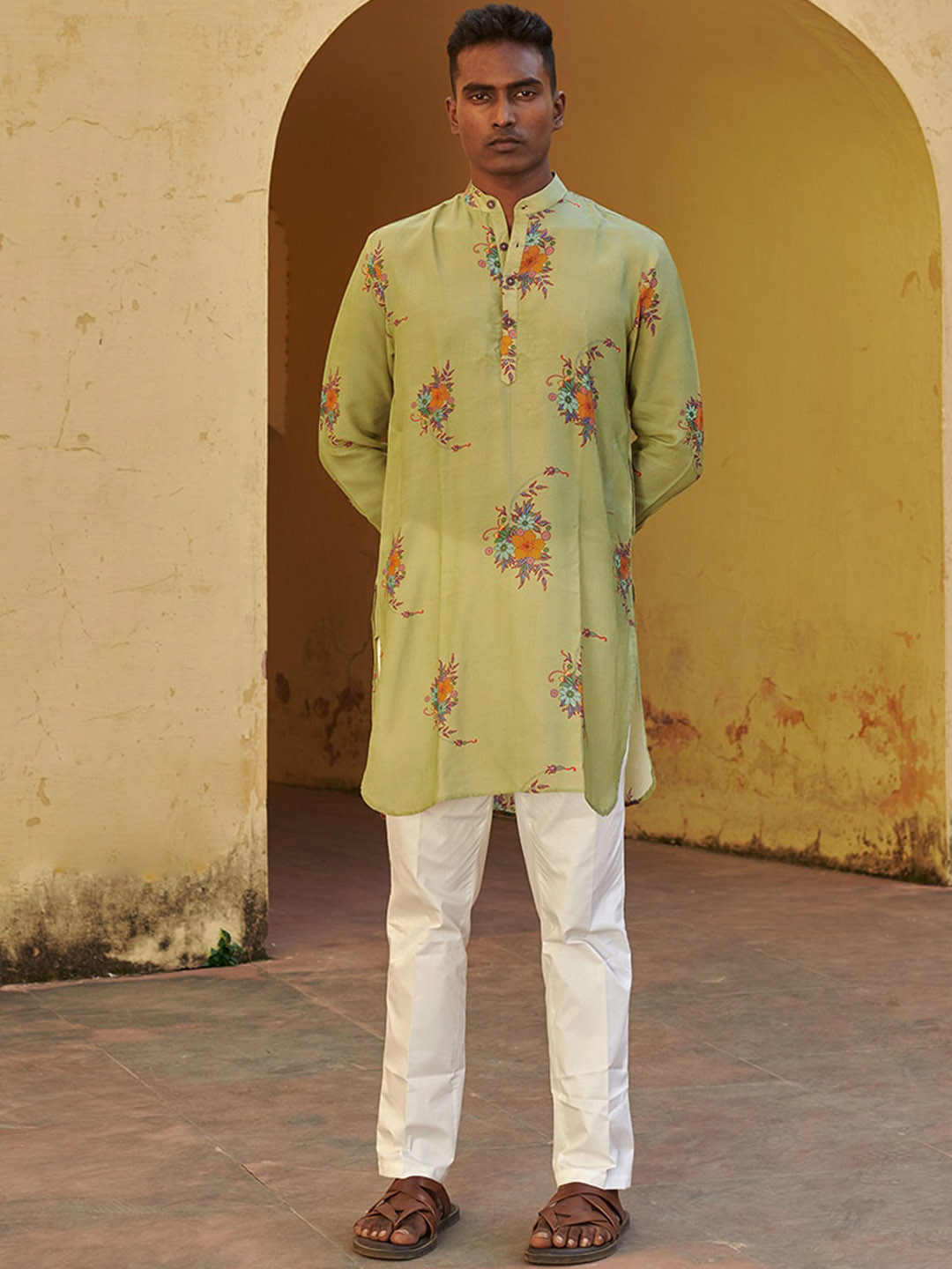 

QB MEN Floral Printed Straight Silk Kurta, Green