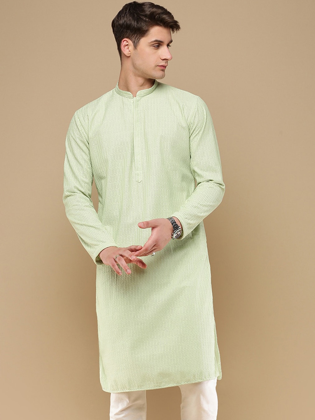 

Anouk Green Geometric Embroidered Chikankari Detailed Cotton Straight Kurta