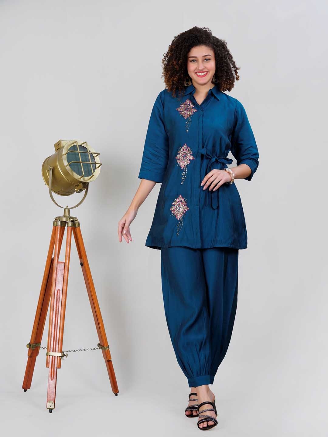 

MEHNAM Ethnic Motifs Embellished Kurti With Salwar, Navy blue