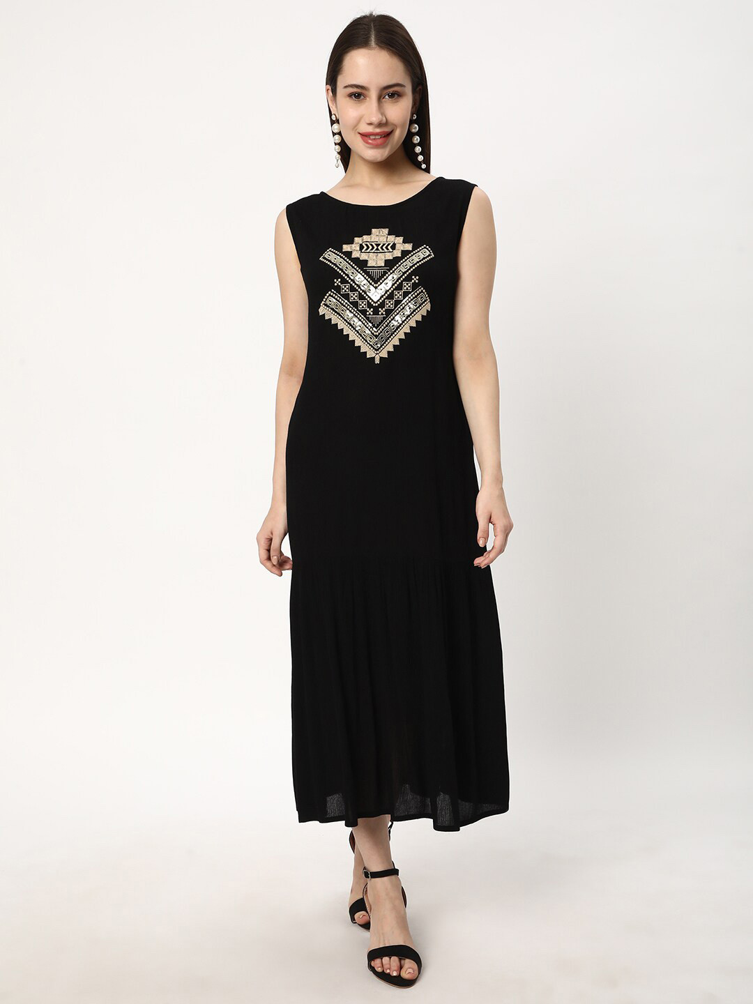 

R&B Round Neck Sleeveless Embellished Maxi Dress, Black