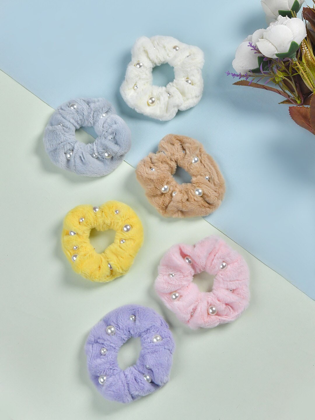

FUNKRAFTS Girls Set of 6 Embellished Ponytail Holders, White