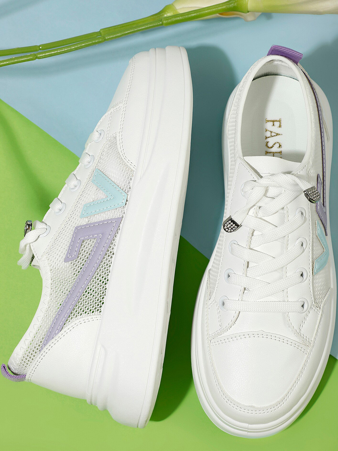 

LULU & SKY Women Colourblocked Lace Up Sneakers, Purple
