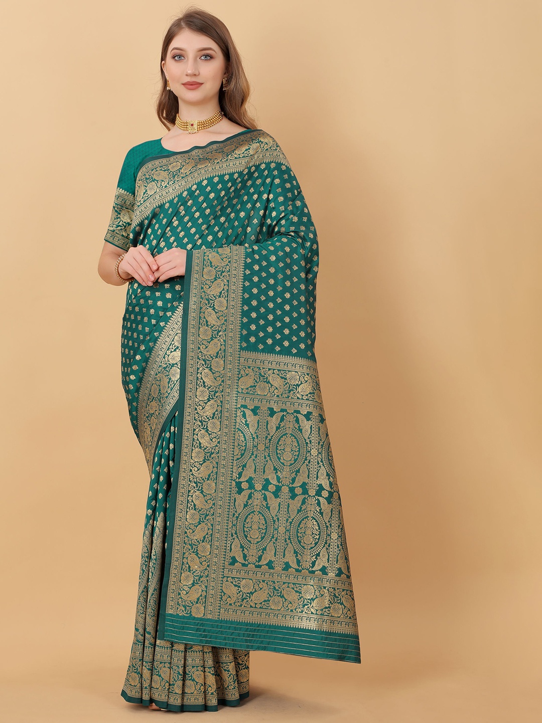 

V3 FASHION STUDIO Woven Design Zari Silk Banarasi Saree, Green