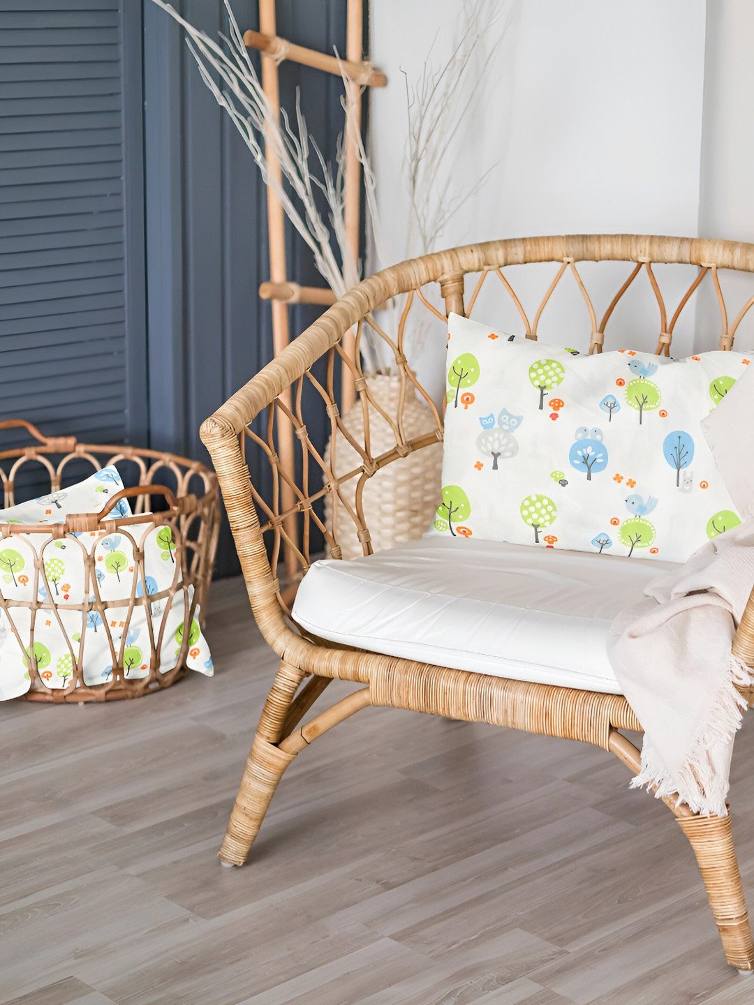 

THE BABY ATELIER White & Blue Printed Pure Cotton Pillow Cover