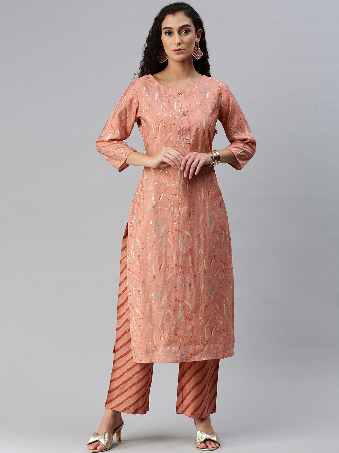 

Shaily Striped Thread Work Kurta with Trousers, Orange