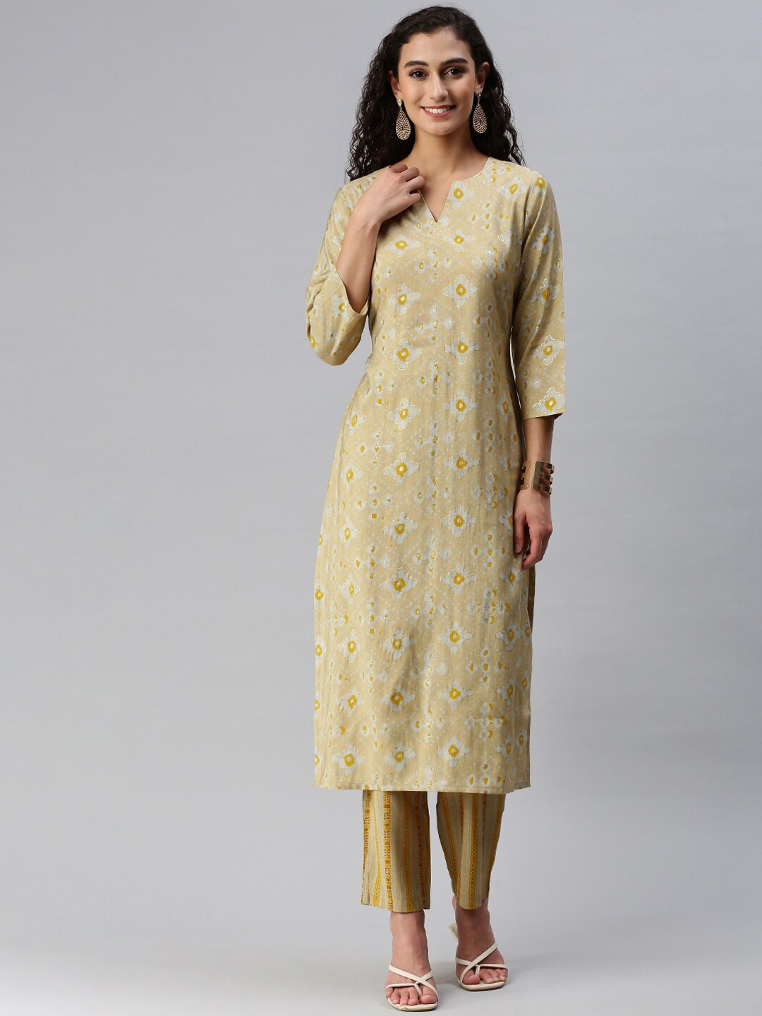 

Shaily Ethnic Motifs Printed Regular Chanderi Cotton Straight Kurta With Trousers, Beige