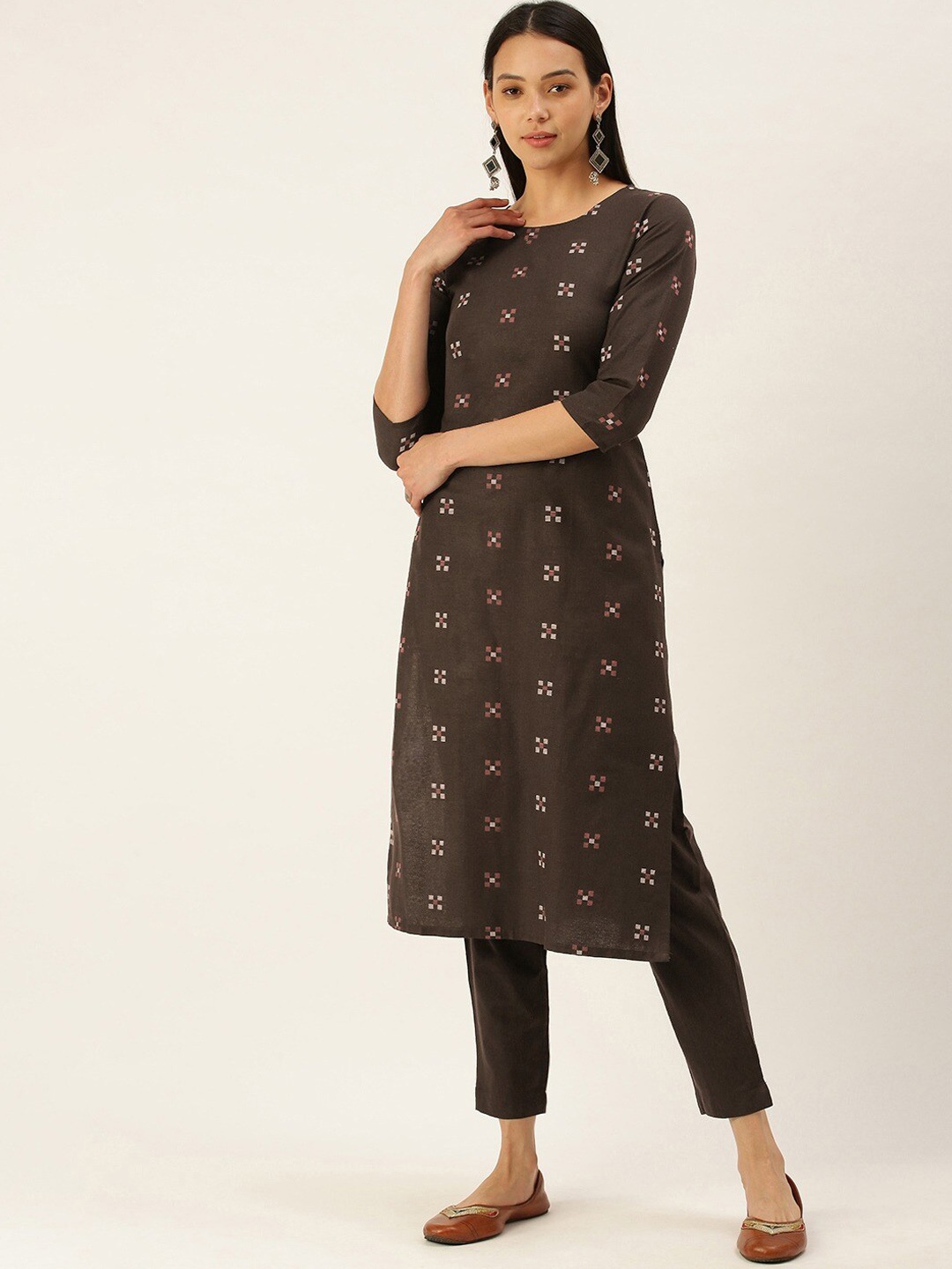 

Shaily Brown Geometric Woven Design Straight Kurta with Trousers