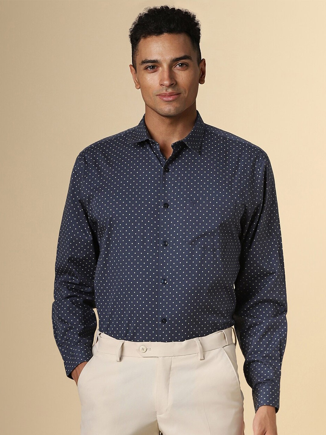 

Allen Solly Slim Fit Printed Spread Collar Full Sleeves Cotton Formal Shirt, Navy blue