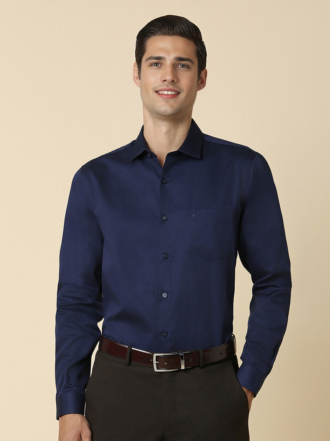 

Allen Solly Slim Fit Spread Collar Long Sleeves Cotton Formal Shirt, Navy blue