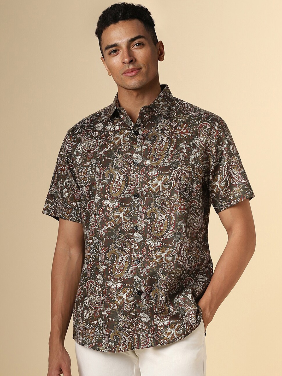 

Allen Solly Spread Collar Slim Fit Ethnic Motifs Printed Casual Cotton Shirt, Brown