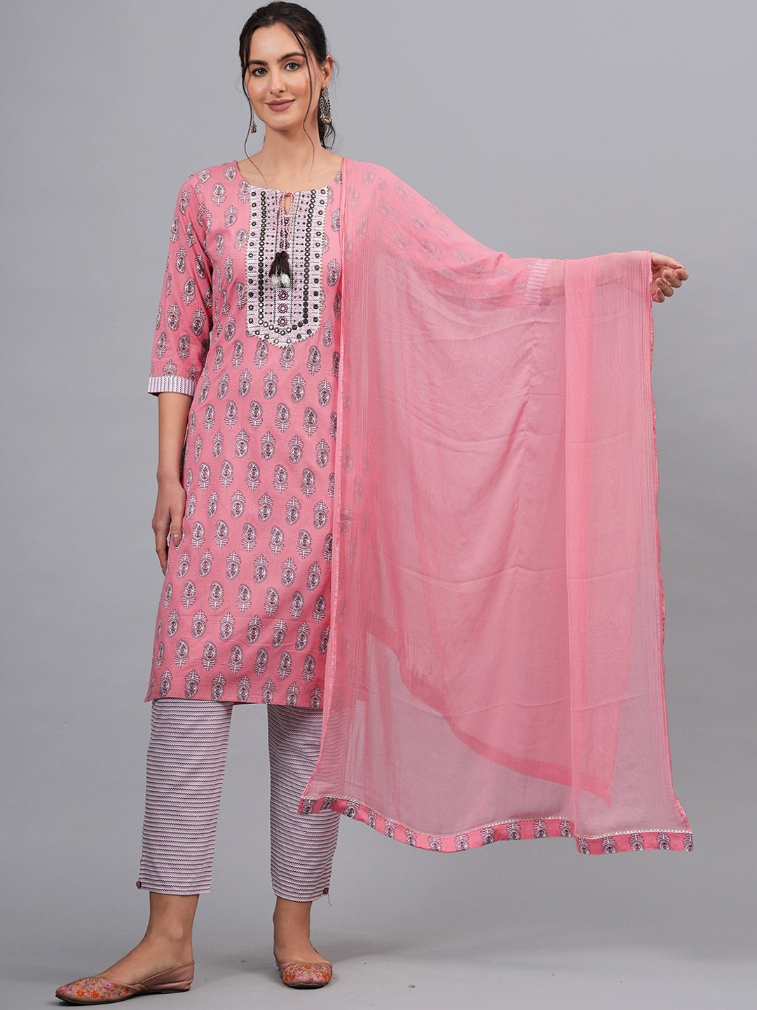 

HIGHLIGHT FASHION EXPORT Paisley Printed Pure Cotton Kurta & Trousers With Dupatta, Pink