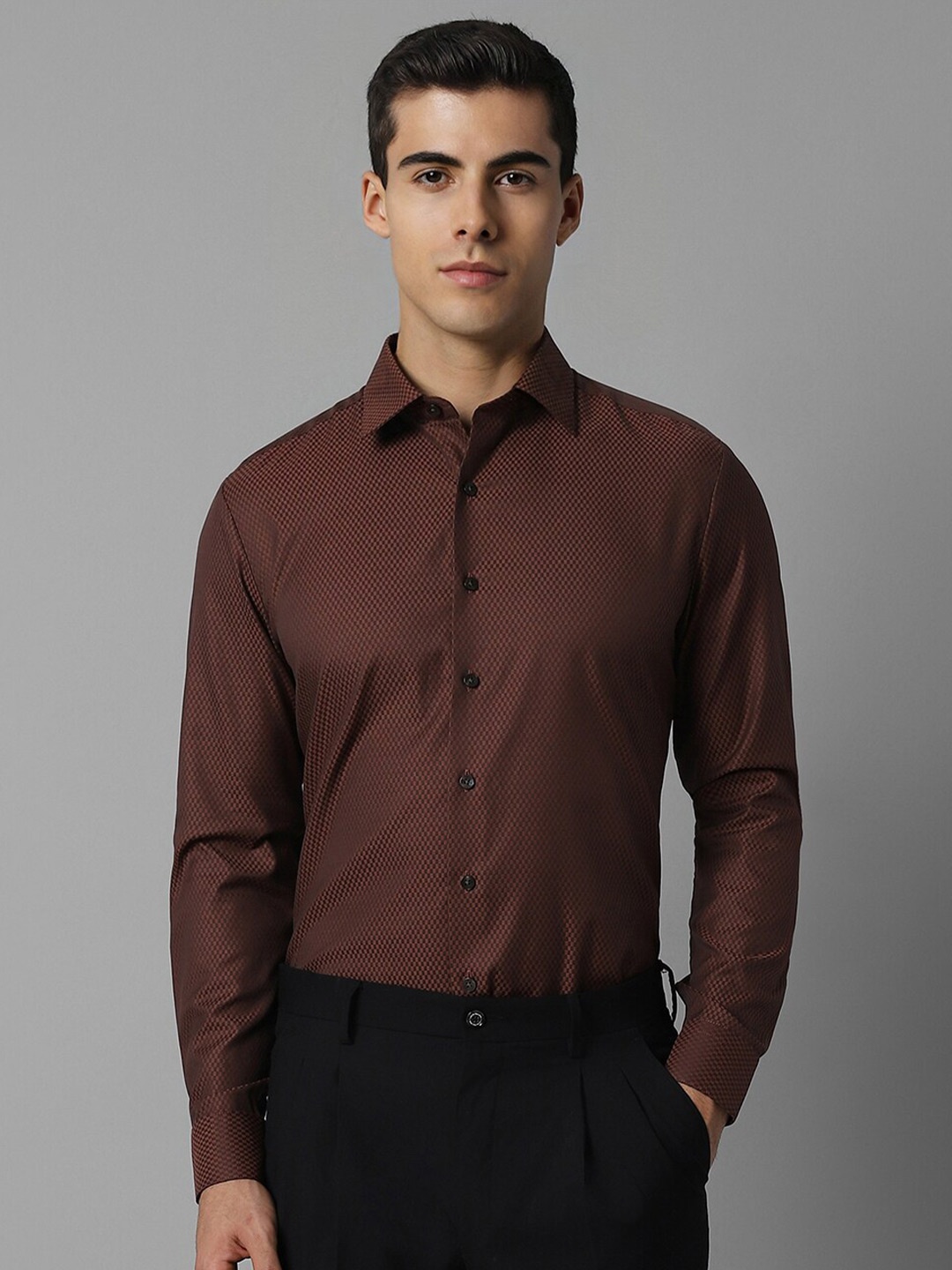 

Louis Philippe Spread Collar Slim Fit Checked Formal Pure Cotton Shirt, Brown