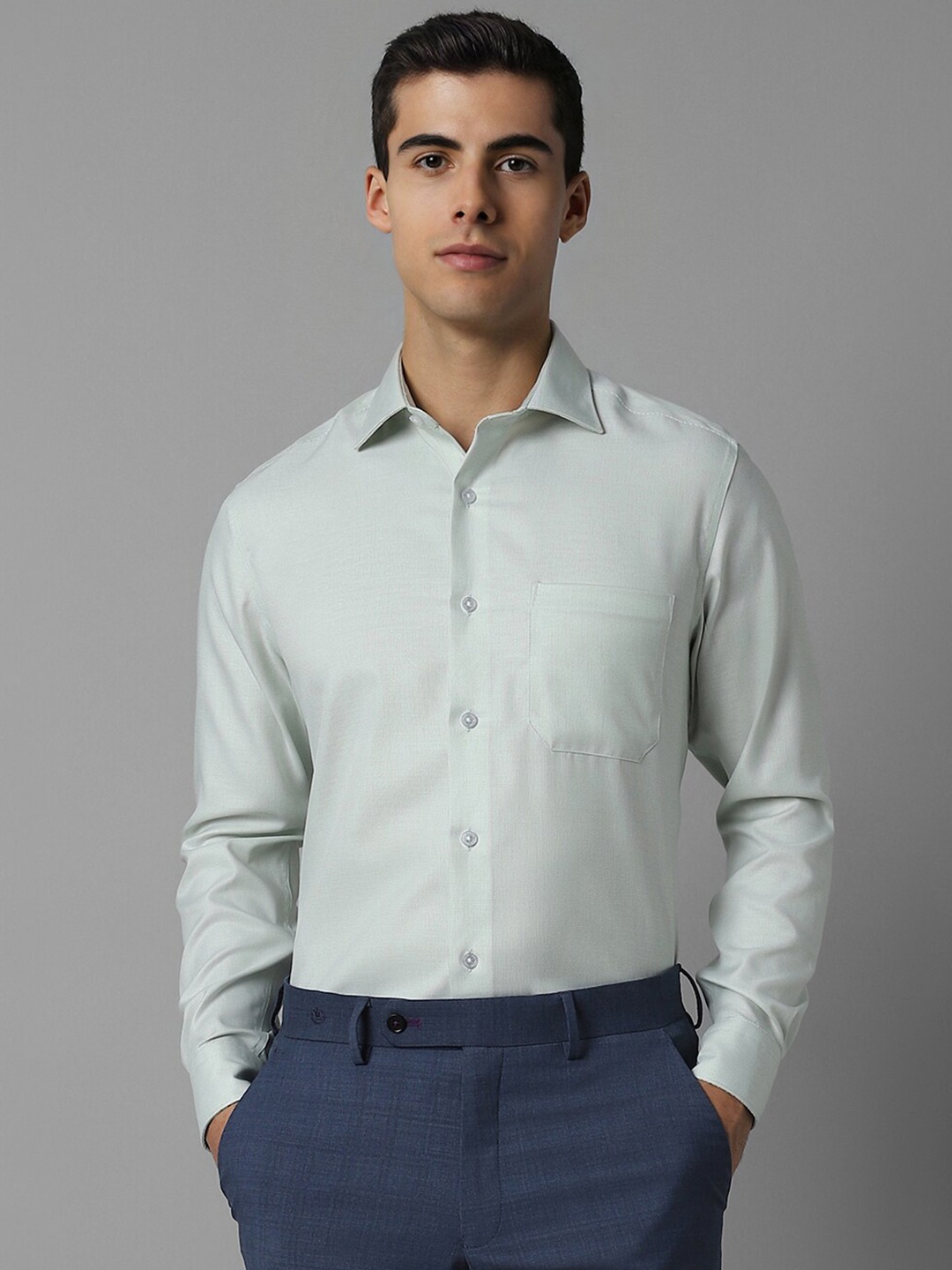 

Louis Philippe Classic Fit Spread Collar Pure Cotton Formal Shirt, Green