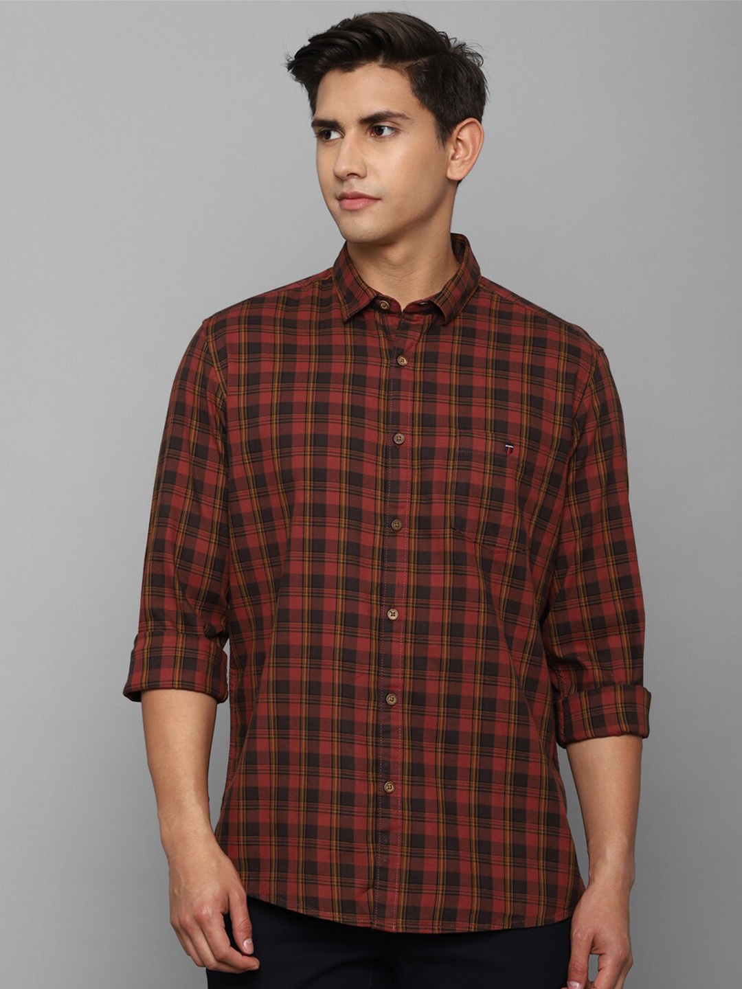 

Louis Philippe Jeans Slim Fit Tartan Checked Pure Cotton Casual Shirt, Red