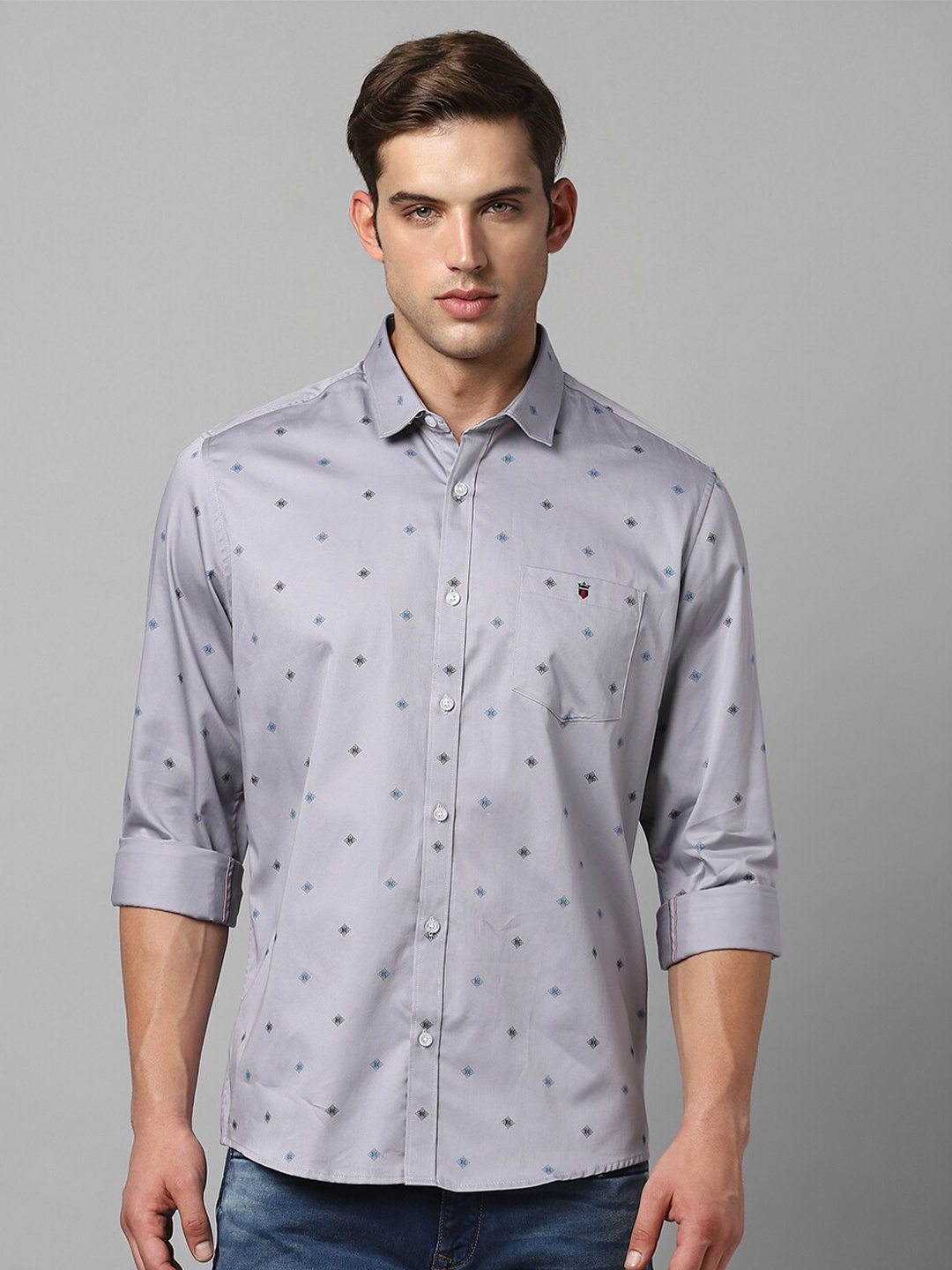 

Louis Philippe Jeans Slim Fit Geometric Printed Pure Cotton Casual Shirt, Purple