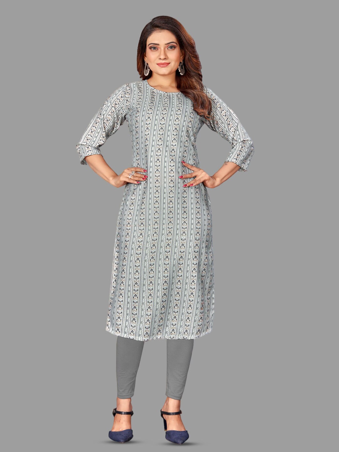 

Kiwie Kalamkari Printed Boat Neck Straight Kurti, Grey