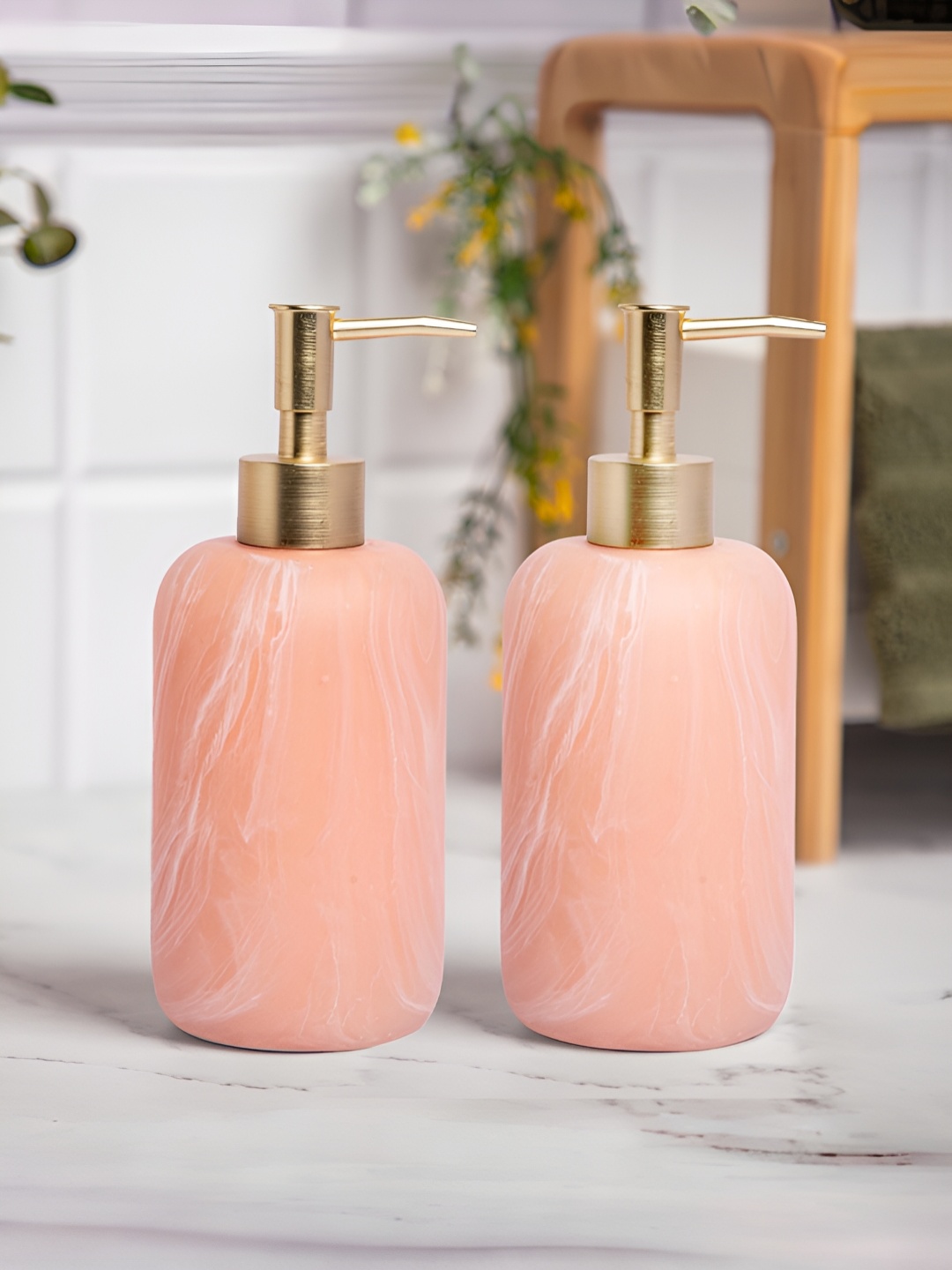 

Anko Pink & Gold-Toned 2 Piece Abstract Resin Soap Dispenser