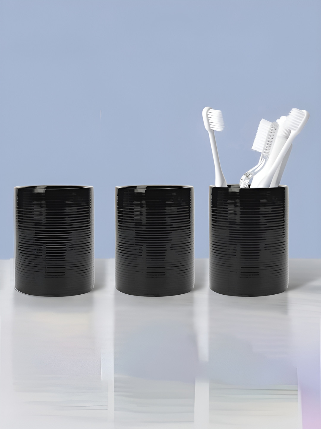 

Anko Black 3 Piece Textured Stoneware