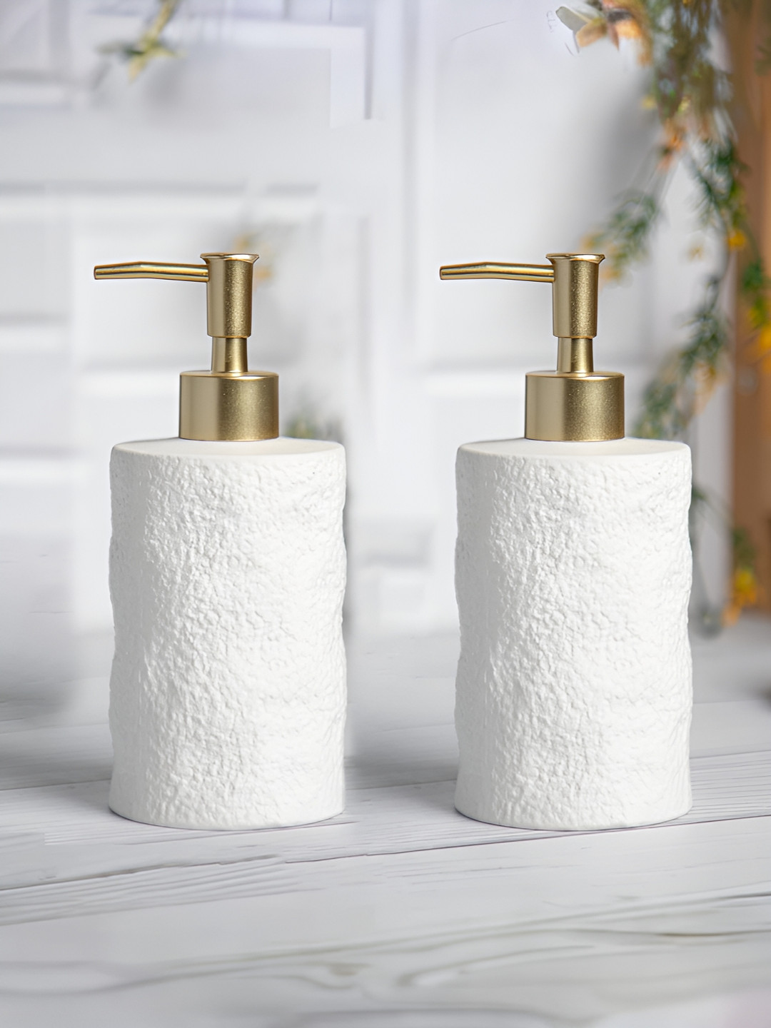 

Anko White 2 Piece Textured Ceramic Soap Dispenser 400 ml